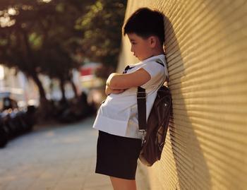 差2天满6岁不能上学 儿童6岁入学引争议